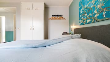 Chalet | 2 kamar tidur dan dilengkapi dengan perabotan berbeda-beda