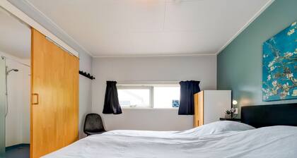 Elegant Chalet in Anjum near Lauwersmeer Lake
