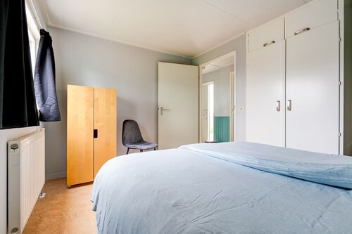 Elegant Chalet in Anjum near Lauwersmeer Lake