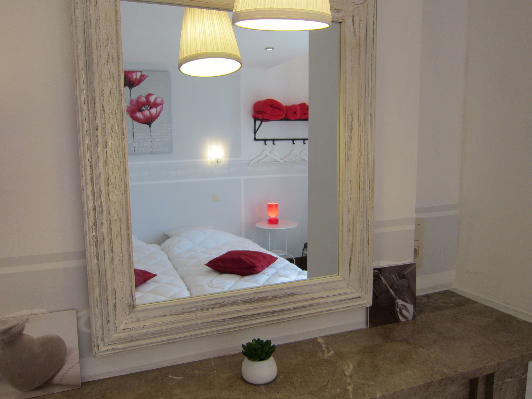 8 bedrooms, individually furnished, cots/infant beds