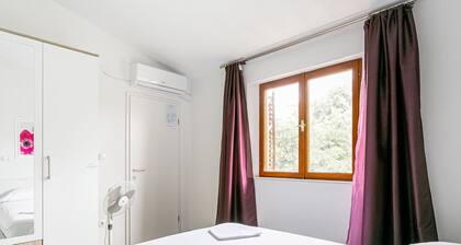Alluring Holiday Home in Sumartin With Balcony