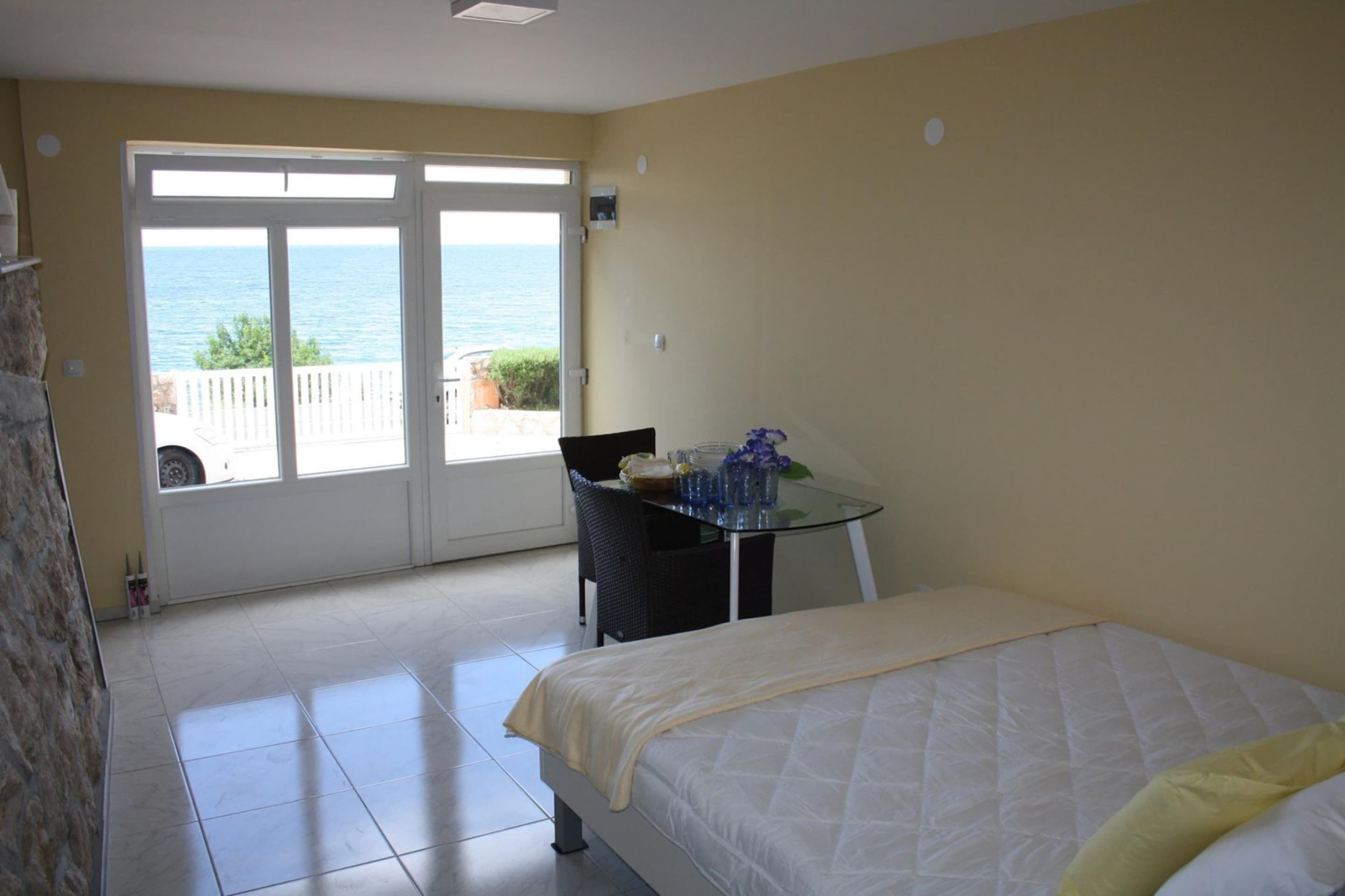 House | 1 bedroom, bed sheets