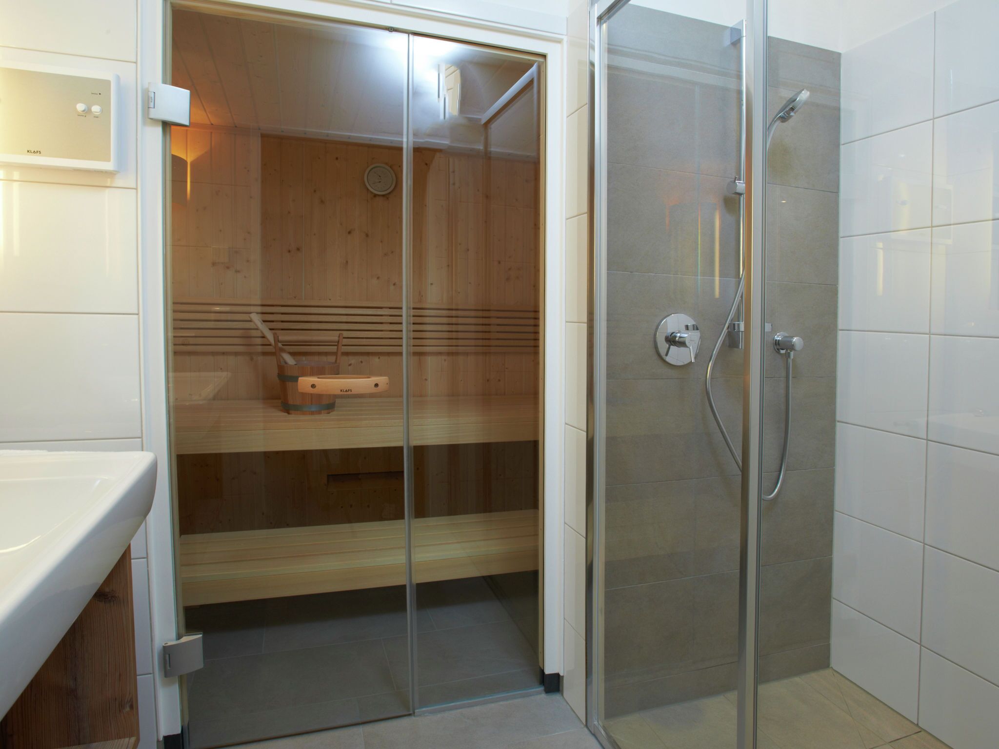 Apartment | Badezimmer | Badewanne, Handtücher