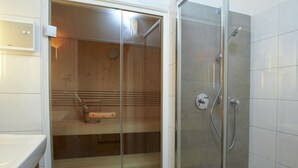 Unclassified image, 4 of 29, button - Penthouse Apartment near Lake in Zell em See (Zell am See)