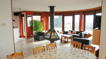 House | Tempat makan