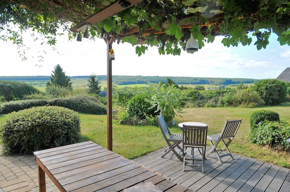 House | Balcony - Holiday Home in Somme-leuze With Pool & Sauna (Somme-Leuze)