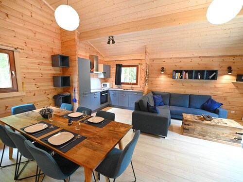 Cozy Holiday Home in Oignies-en-Thiérache near Forest