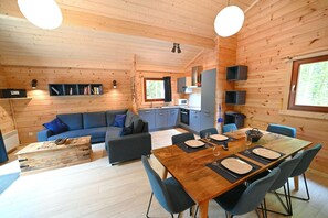 Living room - Cozy Holiday Home in Oignies-en-Thiérache near Forest (Viroinval)