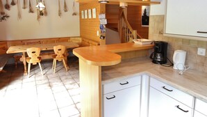 Dining - Well Equipped Valais Chalet With Fireplace and Three Floors (Riddes)