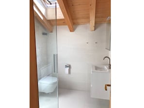 Shower - Well Equipped Valais Chalet With Fireplace and Three Floors (Riddes)