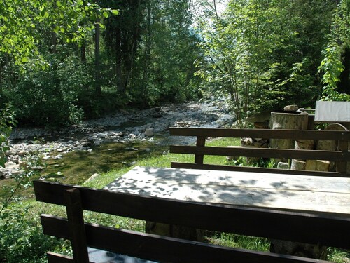 Spacious Chalet in Eriz With Riverside Garden