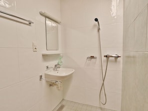 Shower - Spacious Holiday Home in Kössen Tyrol Near Ski Area (Koessen)