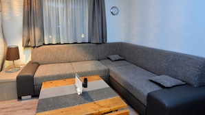 Unclassified image, 5 of 32, button - Beautiful Apartment in Wildschönau-auffach With Terrace (Wildschoenau)