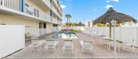 Een verwarmd zwembad