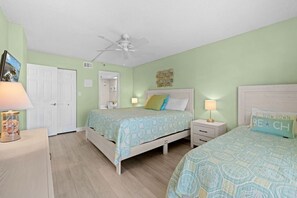 2 bedrooms, desk, iron/ironing board, free WiFi