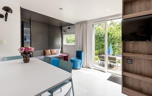 Chalet | Living room - Chalet in Baalse Hei With Modern Comforts (Turnhout)