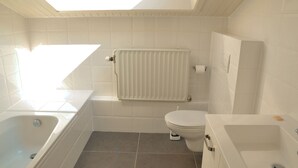 Unclassified image, 5 of 25, button - Modern Luxury Chalet With a Fireplace and Private spa (Hastiere)