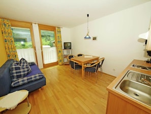 Living room - Quiet Apartment in Brand Near Ski Area Brandnertal (Brand)