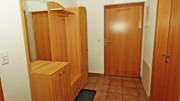 2 bedrooms, individually furnished, bed sheets