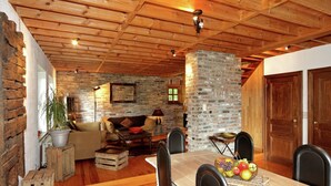 Fireplace, DVD player - Modern Cottage in Ferrières With Private Garden (Ferrieres)