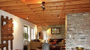 Dining - Modern Cottage in Ferrières With Private Garden (Ferrieres)