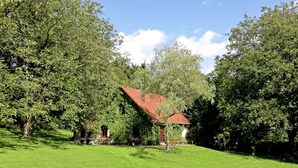 Exterior - Modern Cottage in Ferrières With Private Garden (Ferrieres)
