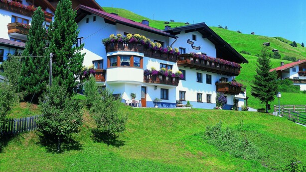 Exterior - Spacious Apartment Near Ski Area in Serfaus (Serfaus)