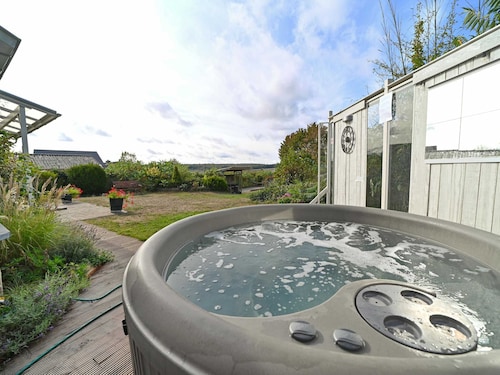 Chalet in Somme-leuze With Hot Tub & Sauna