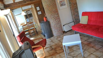 House | Living area | DVD player