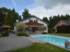 Exterior - Beautiful Villa With Pool and Lovely Garden in the Herve Country (Limbourg)