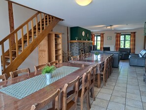 Cottage, Ensuite, Garden View | Dining
