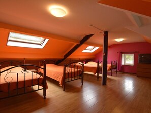 Casa | 4 habitaciones, muebles diferentes y ropa de cama 