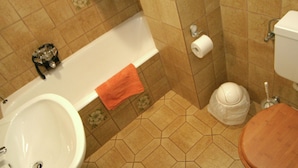 Unclassified image, 3 of 28, button - Beautiful Apartment in Treffen bei Villach With Barbecue (Treffen)