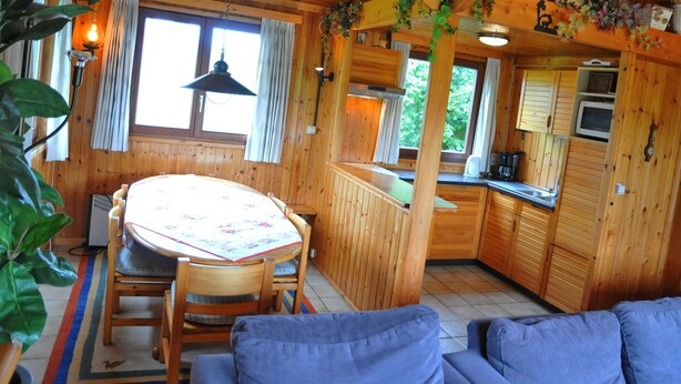 Unclassified image, 1 of 7, button - Cozy Holiday Home in Somme-leuze With River View (Somme-Leuze)