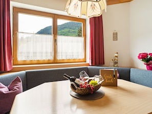 Dining - Comfy Apartment in Aschau im Zillertal near Ski Zillertal (Aschau Im Zillertal)