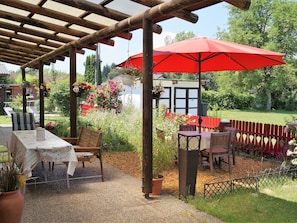 Balcony - Modern Holiday Home in Carinthia With Garden (Sankt Kanzian am Klopeiner See)