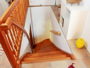 Individually furnished, bed sheets - Modern Holiday Home in Carinthia With Garden (Sankt Kanzian am Klopeiner See)