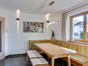 Dining - Scenic Apartment in Maria Alm near Ski Lift (Maria Alm am Steinernen Meer)