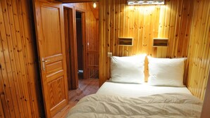 Casa | 4 quartos, berços, individualmente mobiliados
