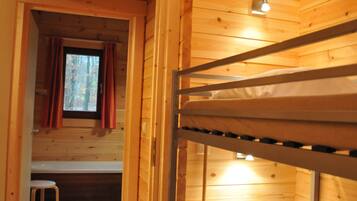 Bungalow | 3 bedrooms, individually furnished