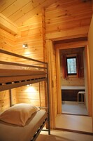 3 habitaciones y muebles diferentes 