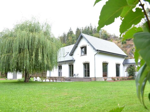 Beautiful Villa in Houffalize With Garden