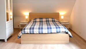 4 bedrooms, iron/ironing board, individually furnished, bed sheets - Beautiful Villa in Houffalize With Garden (Houffalize)