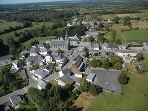 Exterior - Unique Mansion in Macon With Garden (Momignies)