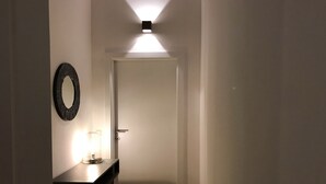 2 多间卧室、床单