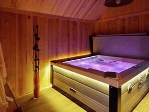 独立别墅 | 住宿服务设施