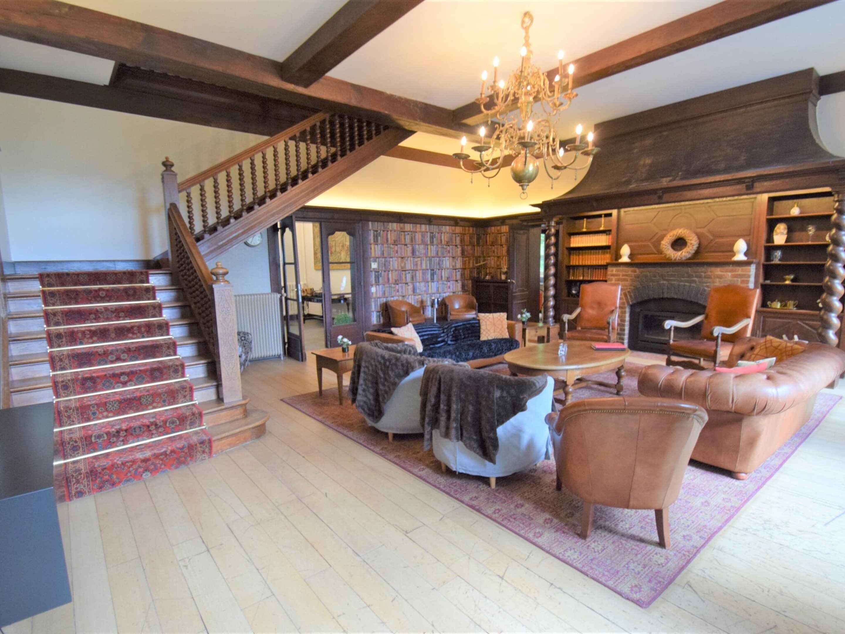 Biệt thự | Khu phòng khách | Lò sưởi 