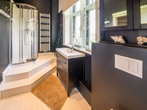 House | Bathroom - Impressive Castle in Spa With a Swimming Pool (Jalhay)
