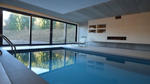 Outdoor pool - A Unique and Amazing Place, Luxury Group Accommodation With Indoor Pool (Malmedy)