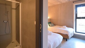 Shower - A Unique and Amazing Place, Luxury Group Accommodation With Indoor Pool (Malmedy)